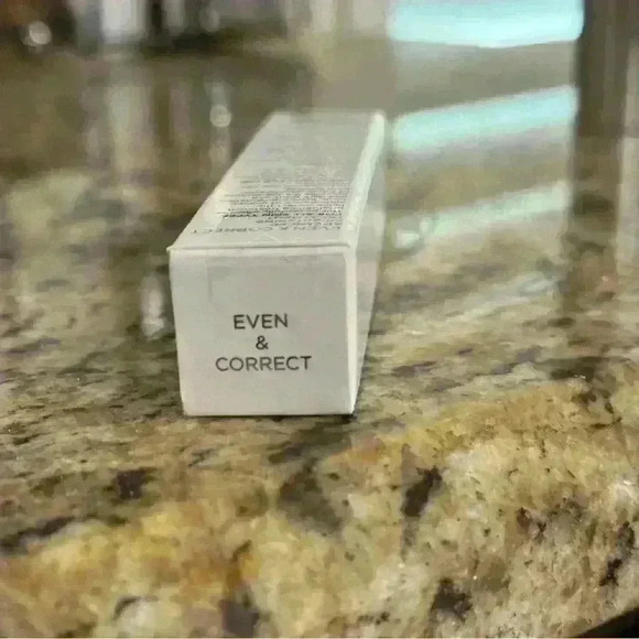 SkinMédica Even & Correct 0.3oz - Picture 4 of 4